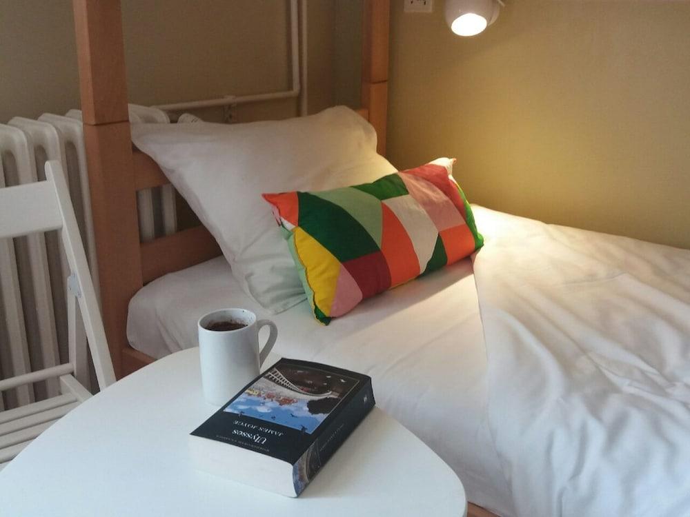 Roommates Hostel Belgrad Zewnętrze zdjęcie