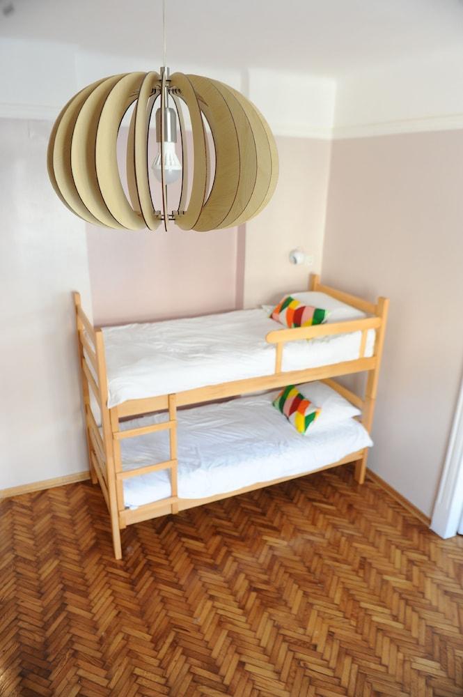 Roommates Hostel Belgrad Zewnętrze zdjęcie