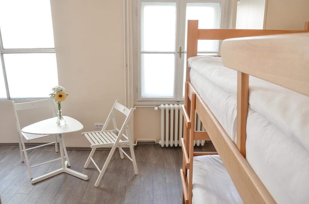 Roommates Hostel Belgrad Zewnętrze zdjęcie