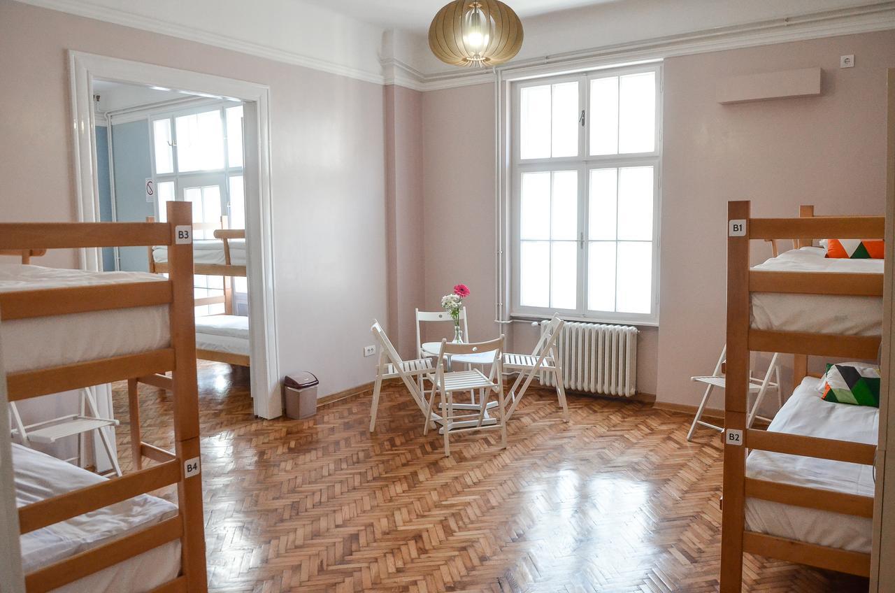 Roommates Hostel Belgrad Zewnętrze zdjęcie