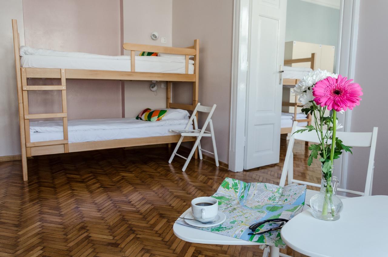 Roommates Hostel Belgrad Zewnętrze zdjęcie