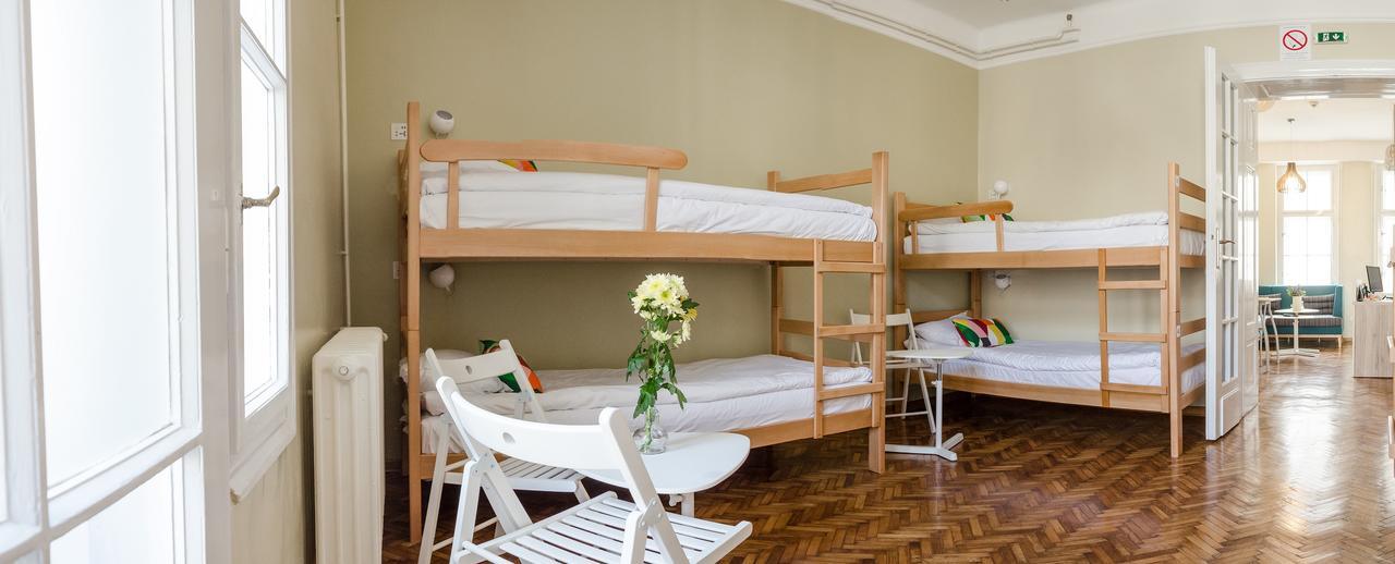 Roommates Hostel Belgrad Zewnętrze zdjęcie