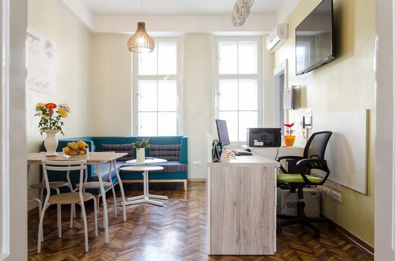 Roommates Hostel Belgrad Zewnętrze zdjęcie